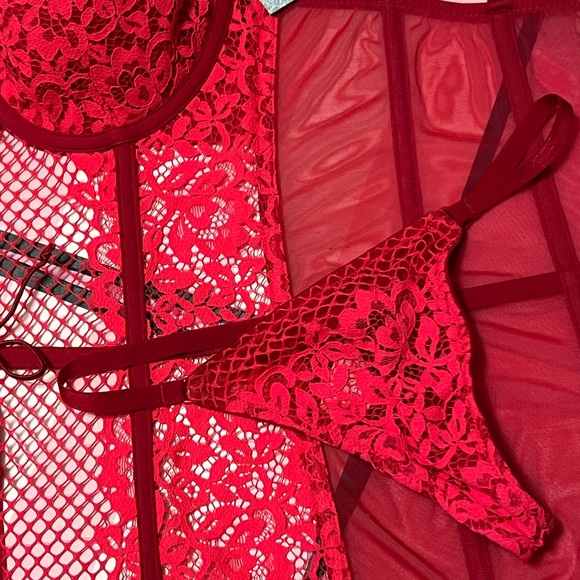 EXCLUSIVE RARE Victoria’s Secret 2014 London Fashion Show Longline  CHRISTMAS - Picture 5 of 6